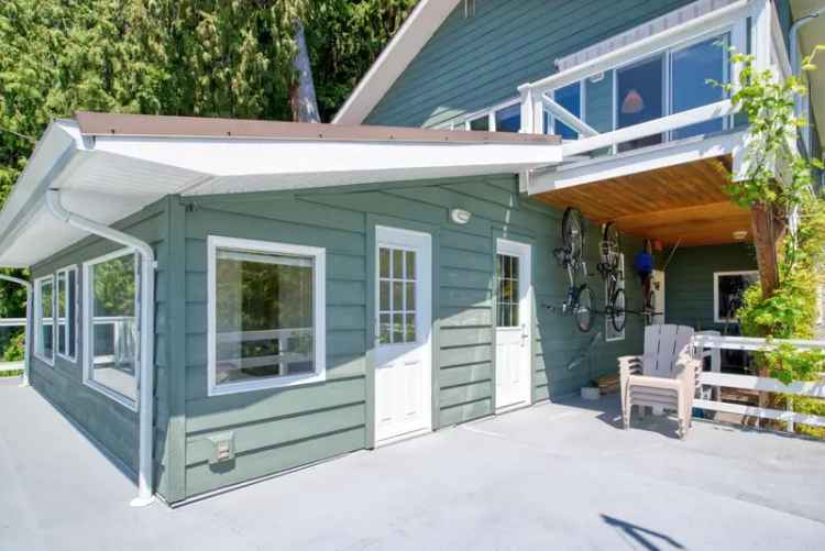 A $1,374,900.00 House/Single Family with 4 bedrooms in Gibsons & Area, Sunshine Coast