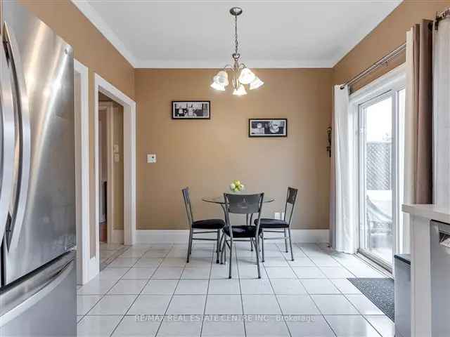 Snelgrove Raised Bungalow:  High Ceilings Hardwood Floors Upgraded Kitchen