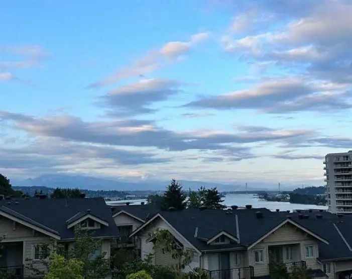 Glenbrook Townhouse 3 Bed 3 Bath Luxury Home for Sale