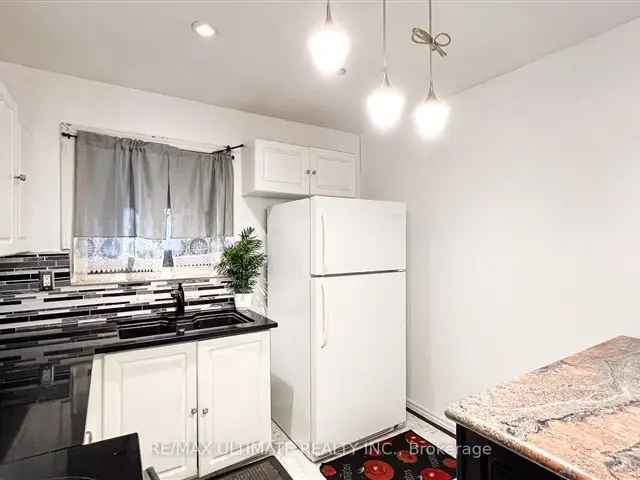 House For Sale in Mississauga, Ontario