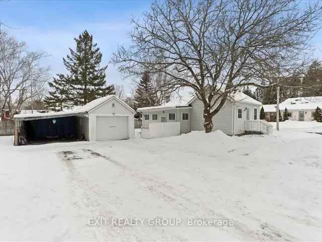 Frankford Bungalow 2-Bedroom 1-Bathroom Detached Garage