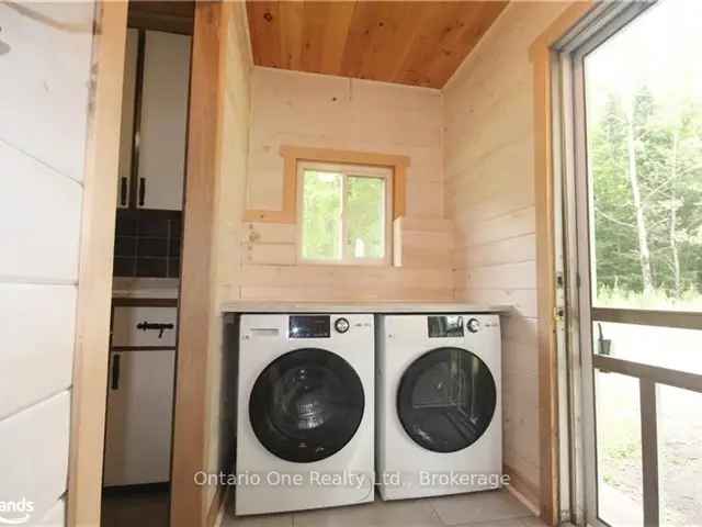 House For Sale in Gravenhurst, Ontario