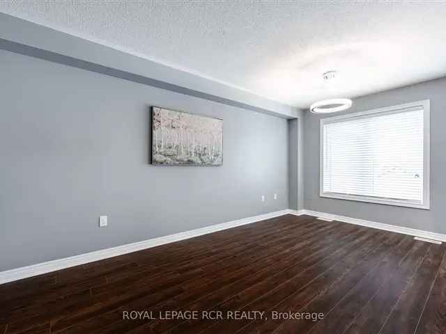 Townhouse For Sale in The Blue Mountains, Ontario