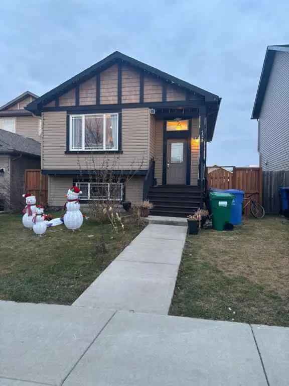 House For Rent in Lethbridge, Alberta