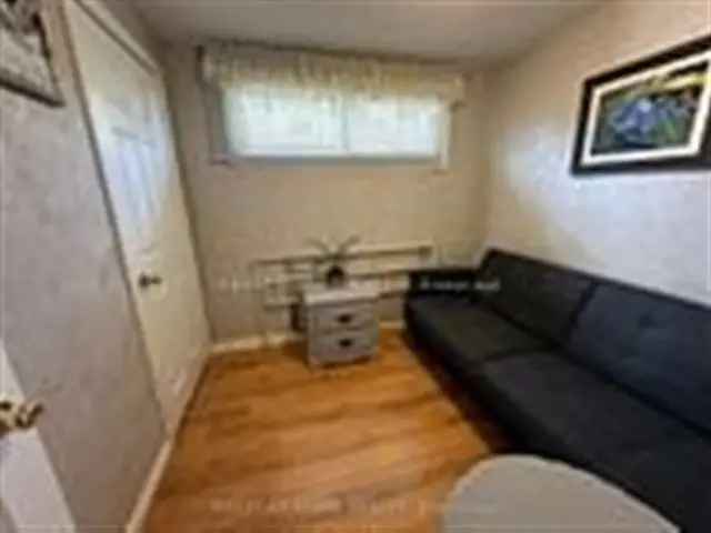 House For Sale in Innisfil, Ontario