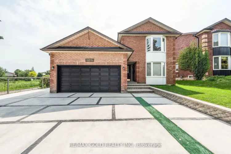 House For Sale in 123, Meadow Drive, Orangeville, Ontario