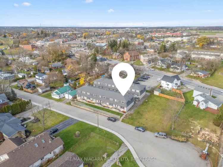 Condo For Sale in West Lincoln Township, Ontario