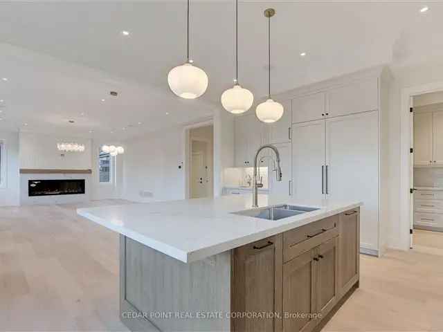 House For Sale in Toronto, Ontario