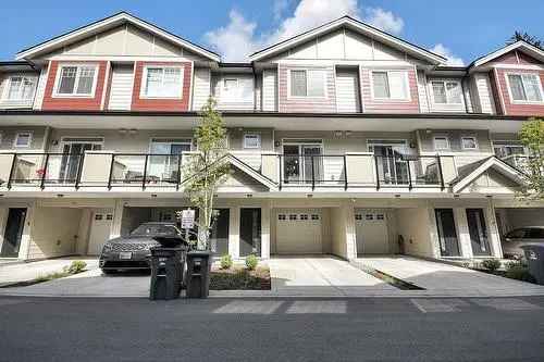 4 Bedroom Townhouse in Sullivan Station Newton Surrey