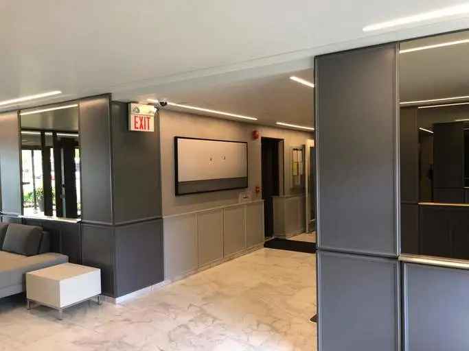 Rent Apartment in Toronto with Renovated Suites Near Shops At Don Mills