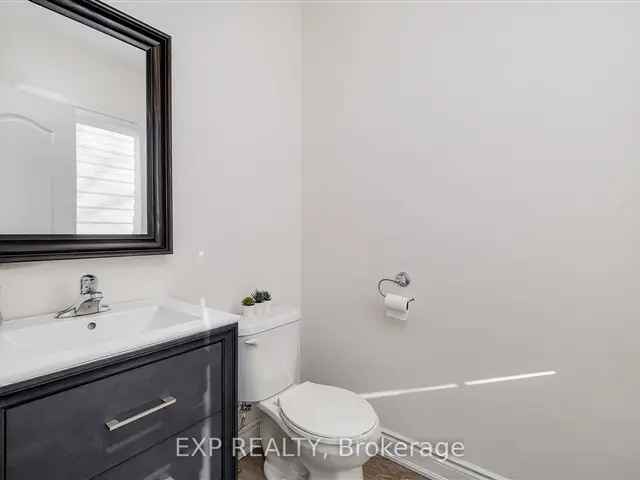 House For Sale in Mississauga, Ontario