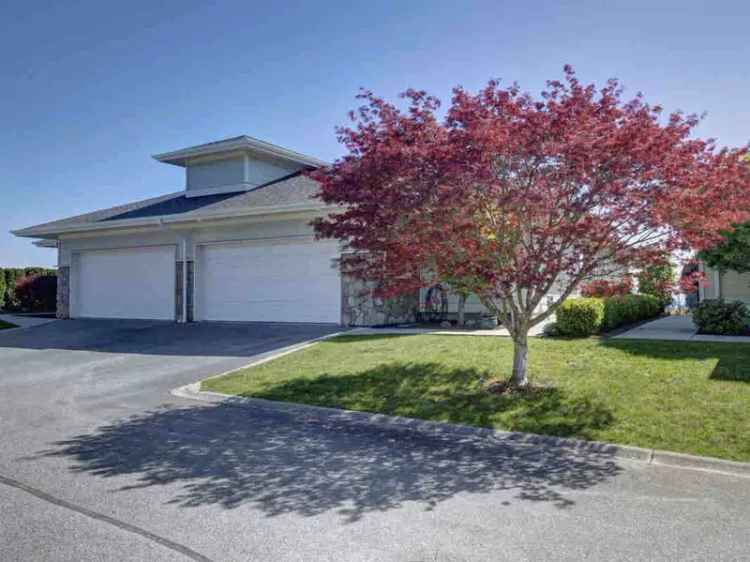 Seaview Villa Estates Townhome - Large 3 Bed 3 Bath Ocean View