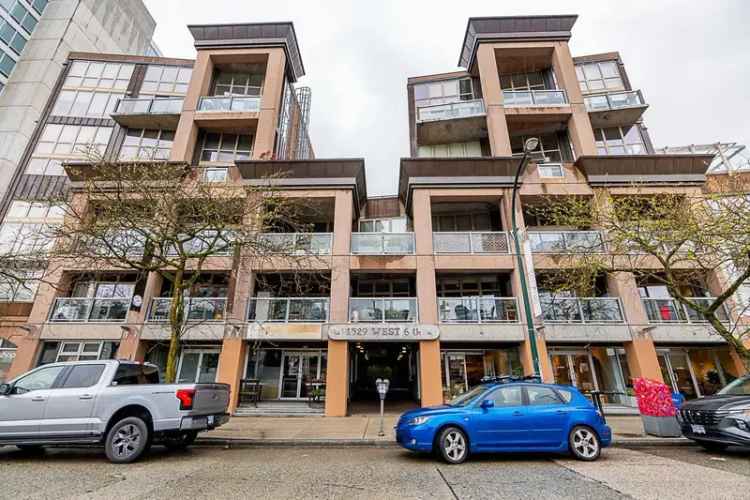 False Creek Condo for Sale Vancouver West Renovated Loft Panoramic Views