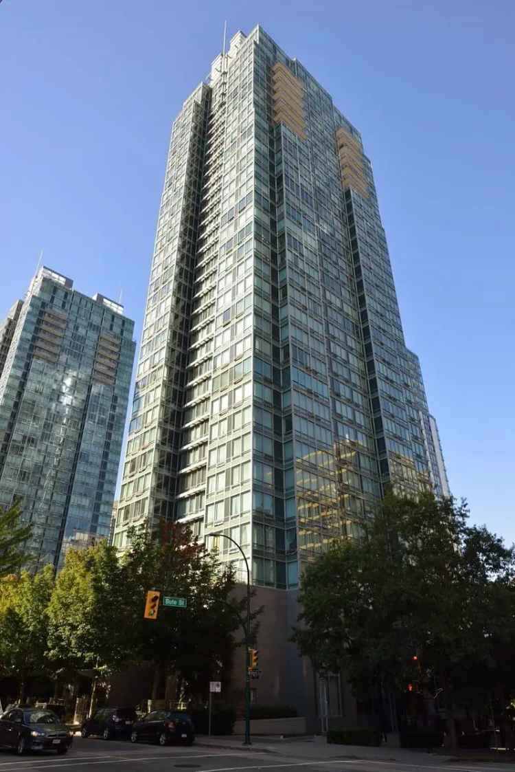 West End Vancouver Condo for Sale 1 Bedroom + Den