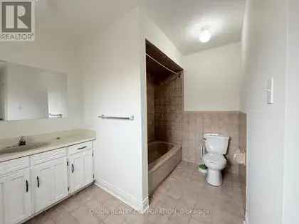 3 Bedroom 3 Bathroom House near Glencairn Station Toronto