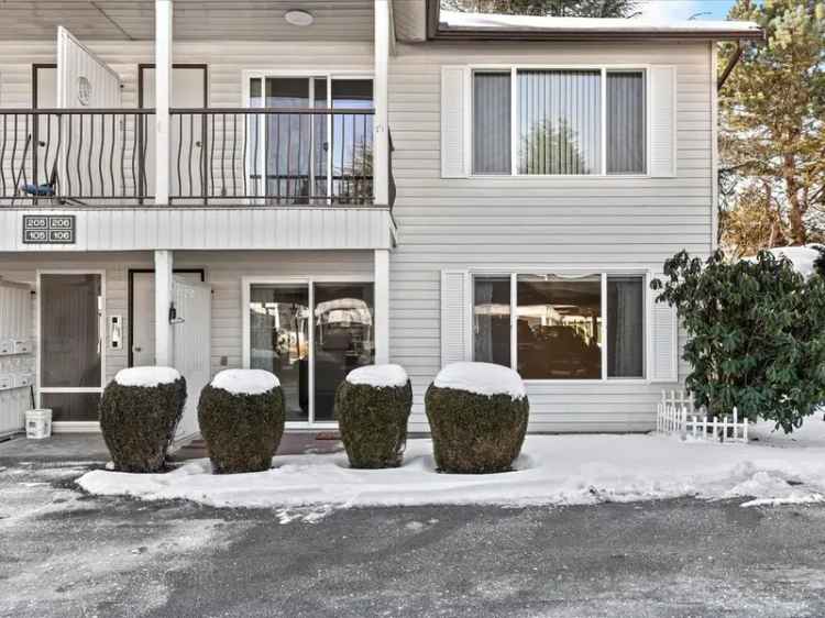 Updated 2-Bedroom 55+ Condo in Abbotsford Bourquin Court