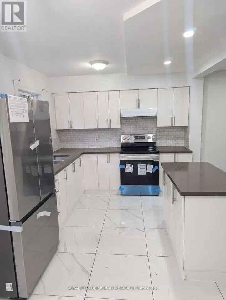 Modern 3 1 Bedroom Townhouse with Finished Basement and Private Backyard