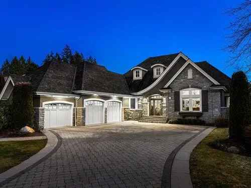 Ocean Park Luxury Estate - Main Level Living - Surrey BC