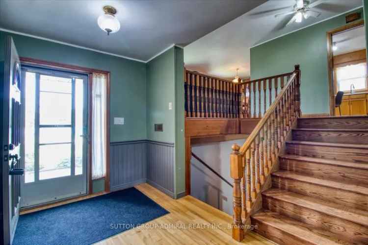 House For Sale in Thamesville, Ontario