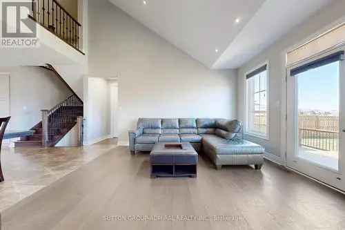 3 Bed 3 Bath Collingwood Home Near Beach