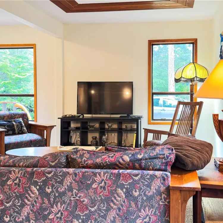 10-Acre Cortes Island Retreat 4-Bedroom Home Cabin Workshop
