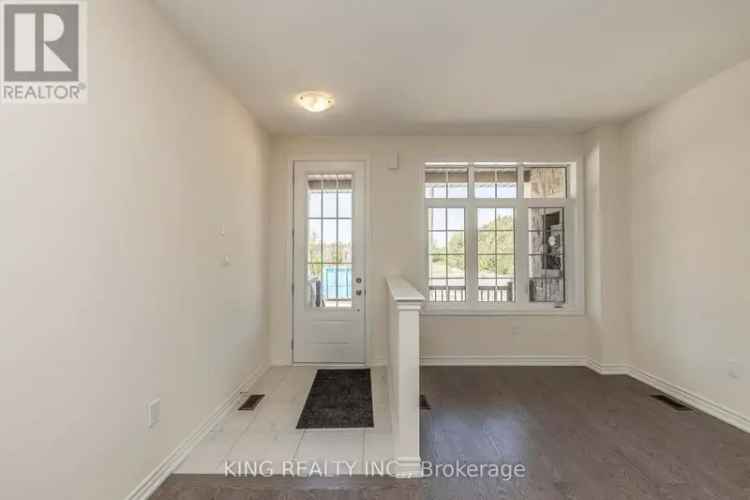 Gorgeous Upgraded 4 Bedroom Townhouse Near Schools and Hwy 404
