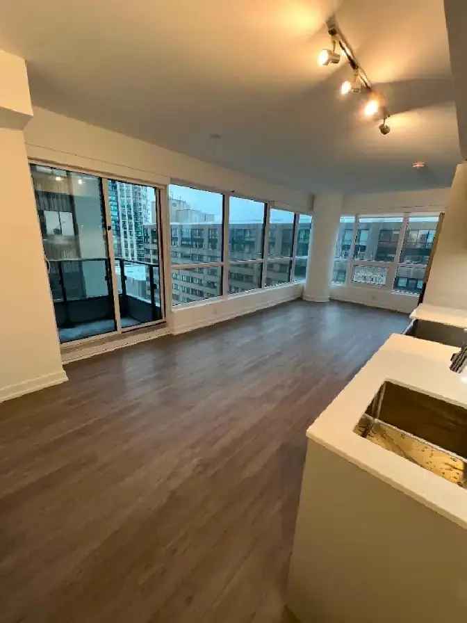 For rent by owner Luxury 2-bedr. 2-bath condo