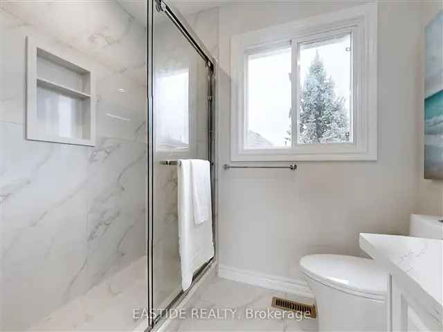 House For Sale in Mississauga, Ontario