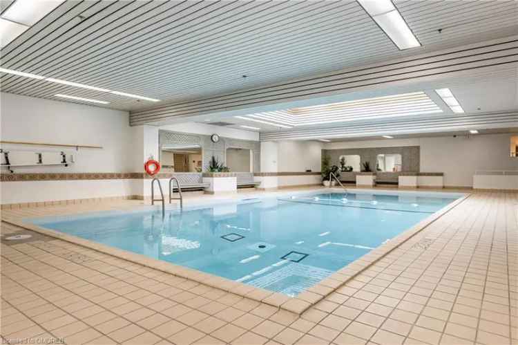 Condo For Sale in Oakville, Ontario