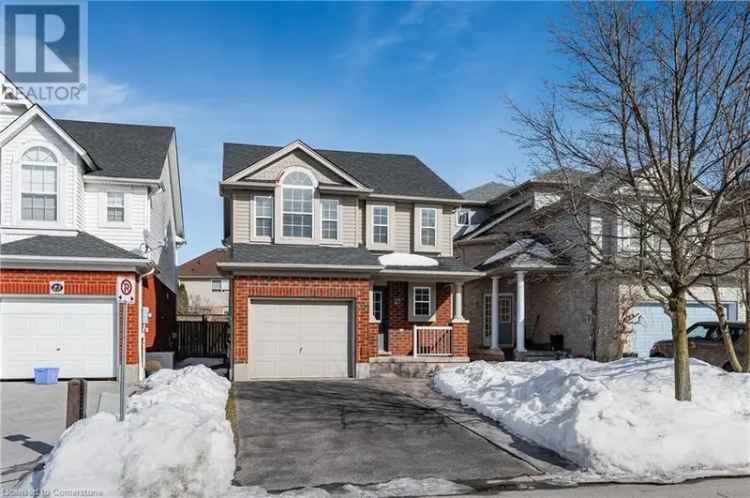 House For Sale in 27, Gees Way, Cambridge, Ontario