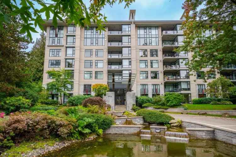 Vancouver West Condo for Sale: 2 Bed Corner Unit with Amazing Amenities