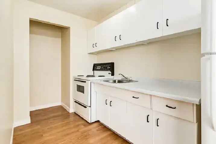 Apartments for rent in Northwest Edmonton - Cloverdale Apartment