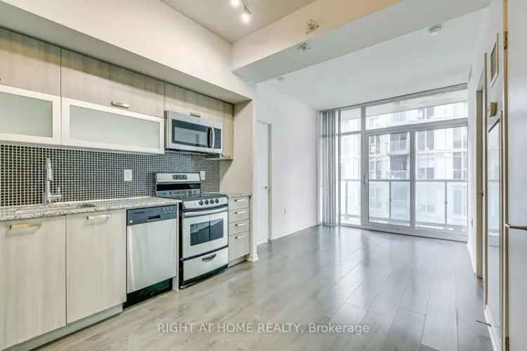 Queen Street Condo 2 Bed 2 Bath Parking Locker