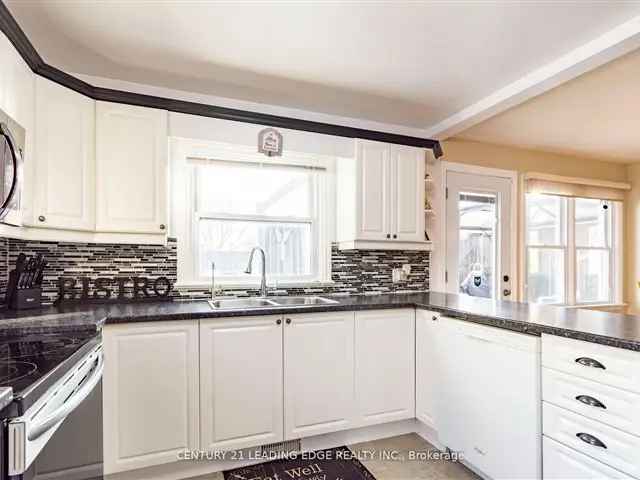 Immaculate 3 1 Bedroom Bungalow in Quinte West West End