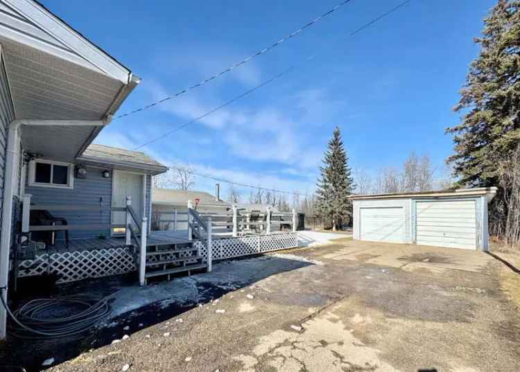 Buy Charming Home with Unique Lot Features in Canada