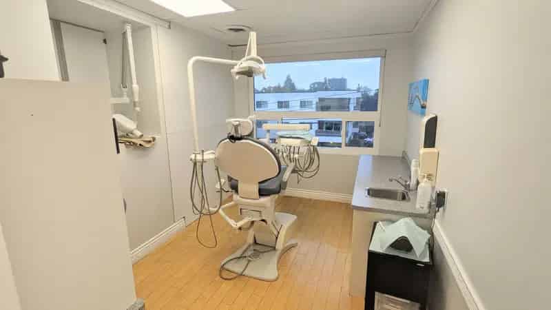 Lease Boutique Office Medical Space Oak Bay Avenue