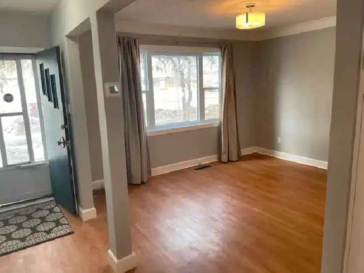 Rent 2 Bedroom House in Winnipeg with Garage and Beautiful Yard