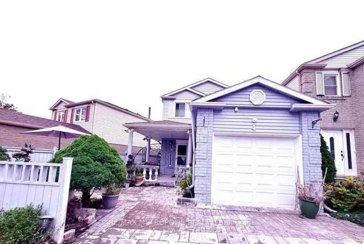 House For Sale in Toronto, Ontario