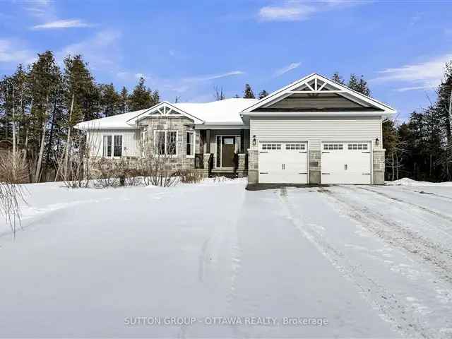 Stunning Bungalow on 1.85-Acre Lot with Hot Tub and Firepit