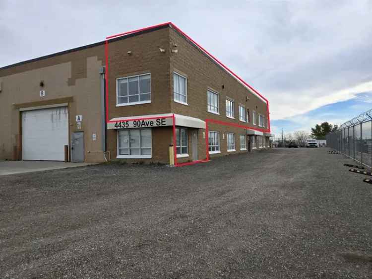 Office For Rent in Redcliff, Alberta