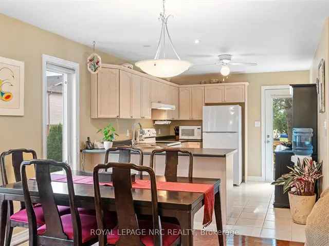 House For Sale in 27, Cozocar Crescent, St. Catharines, Ontario