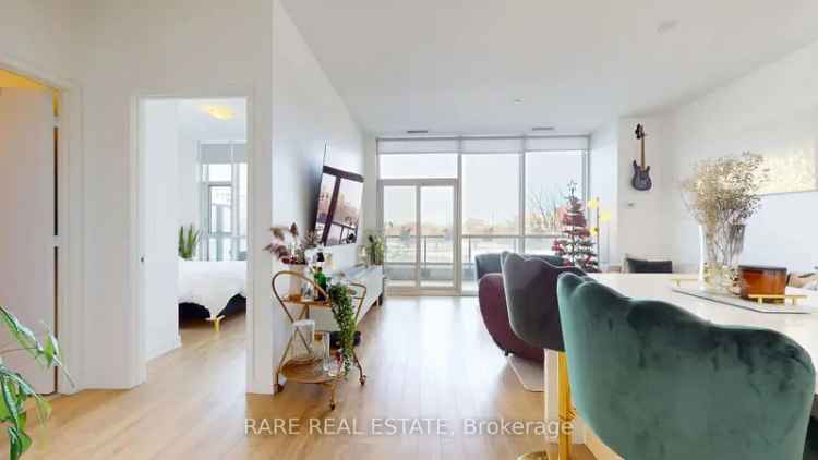 Liberty Village 1-Bedroom Condo with Modern Amenities