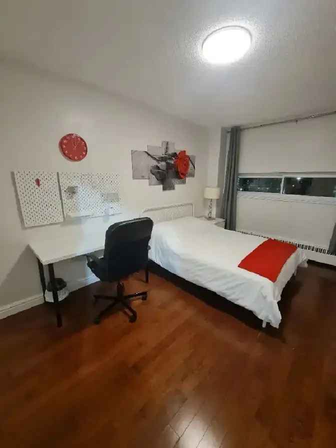 NOW - Beautiful furnished condo room at York U and subway