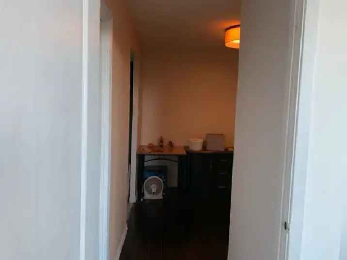 RENTING PRIVATE ROOM AND PRIVATE BATHROOM $999