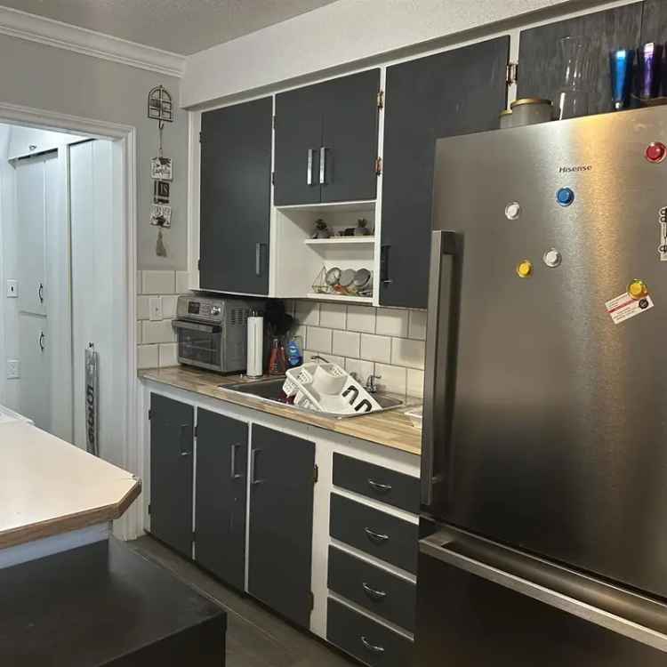 Duplex House for Sale Near Schools and Shopping