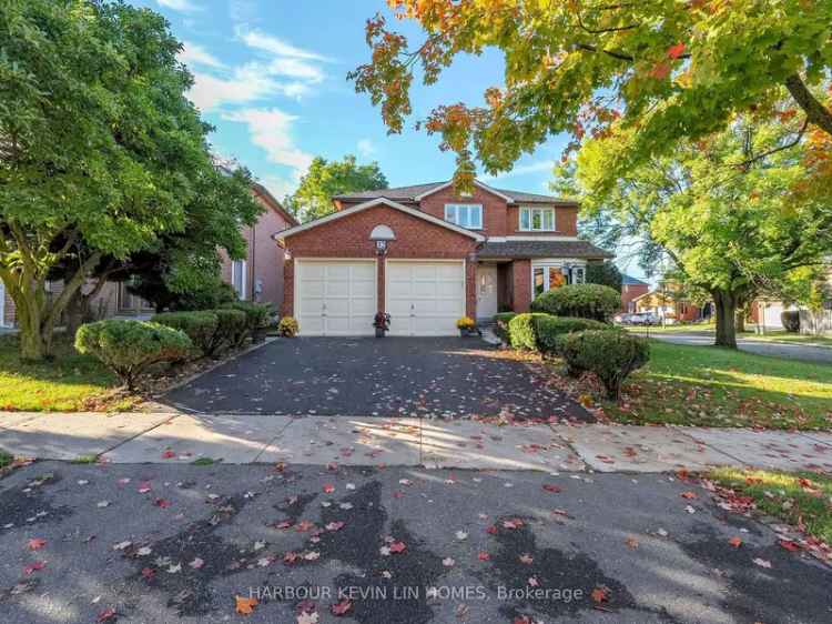 House For Sale in Richmond Hill, Ontario