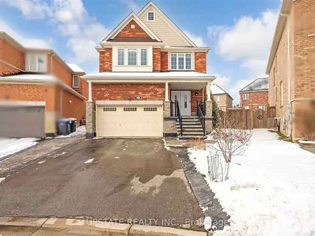 Exceptional 4+2 Bedroom Home in Credit Manor Heights