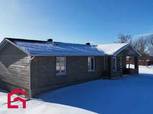 Bungalow for Sale 4 Bedrooms 2 Bathrooms Family Home
