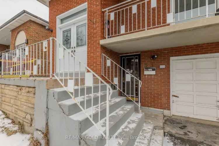 House For Sale in 21, Channing Place, Toronto, Ontario