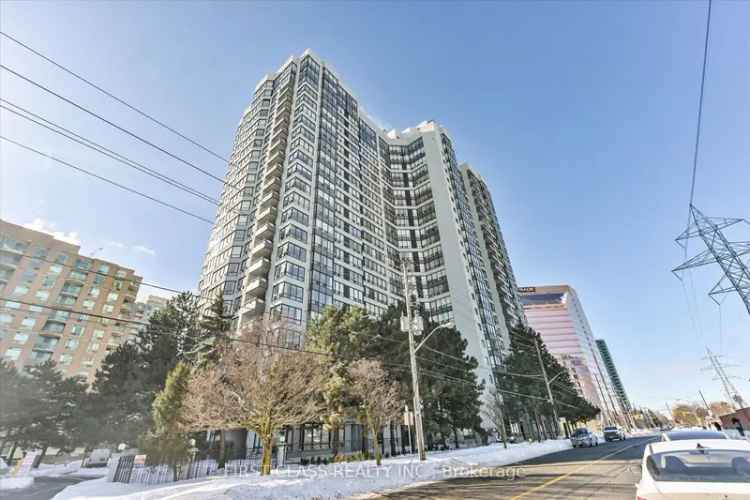 Stunning 2-Bedroom Plus Den Condo Near TTC Subway